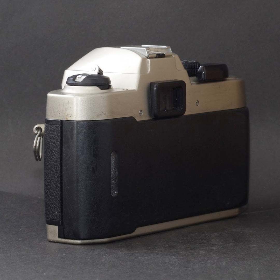 Nikon FM10 - Filem.sg