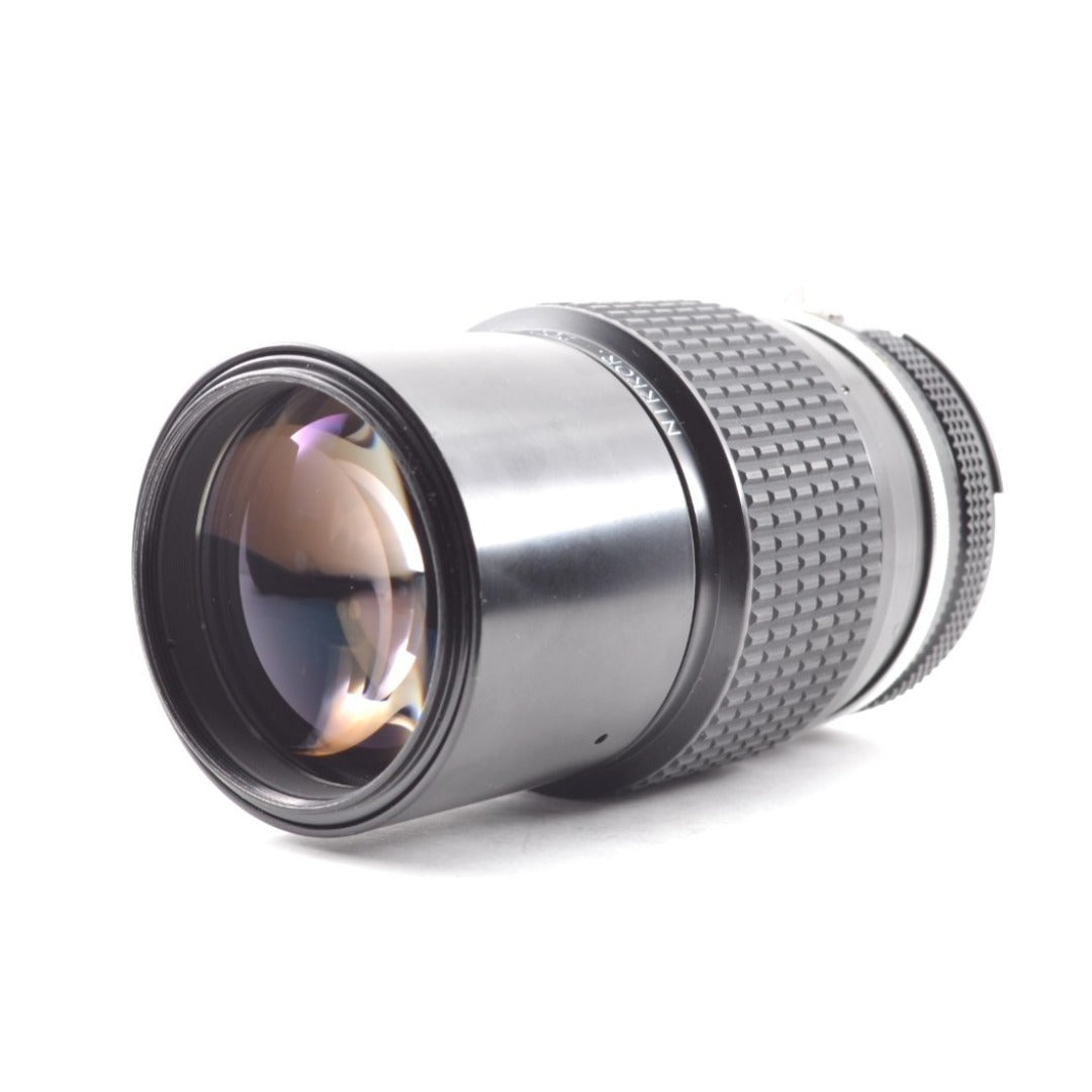 Nikon Nikkor 200mm f/4 Ai - Filem.sg