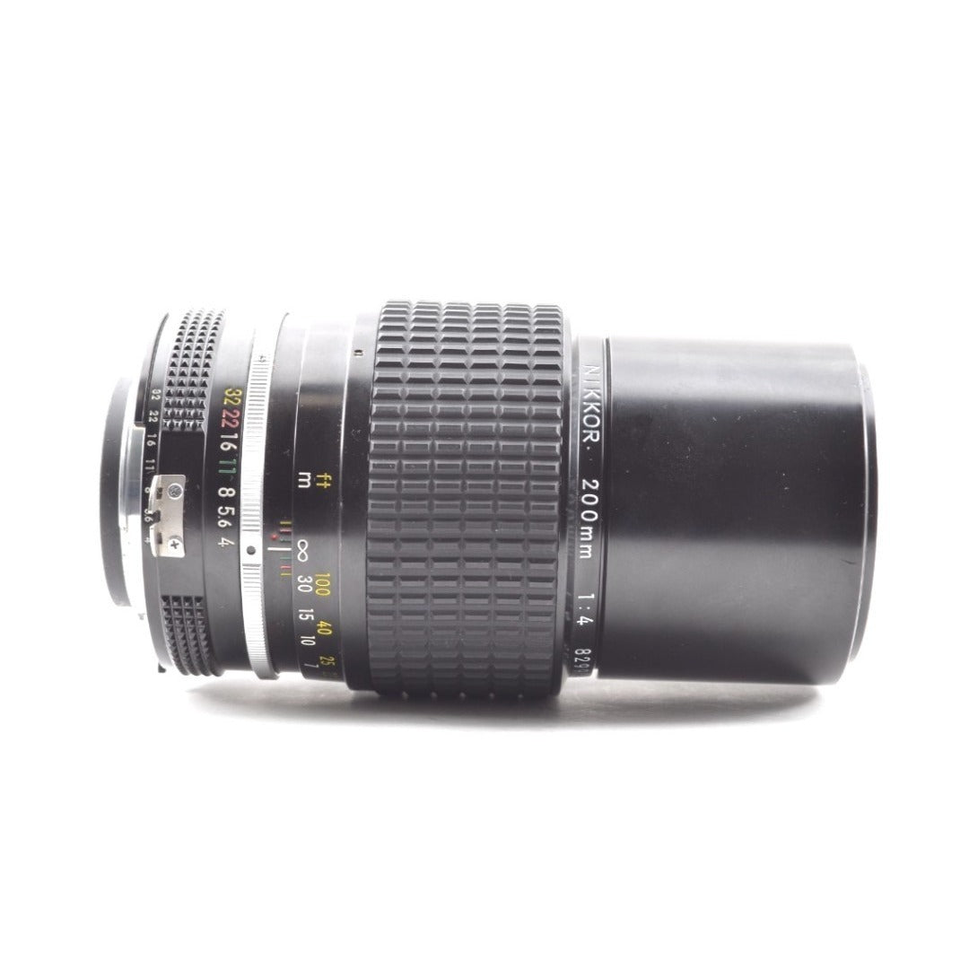 Nikon Nikkor 200mm f/4 Ai - Filem.sg