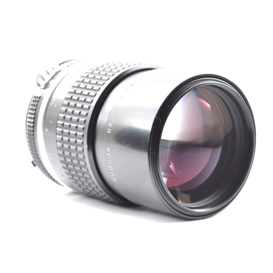 Nikon Nikkor 135mm f/2.8 Ai-S - Filem.sg