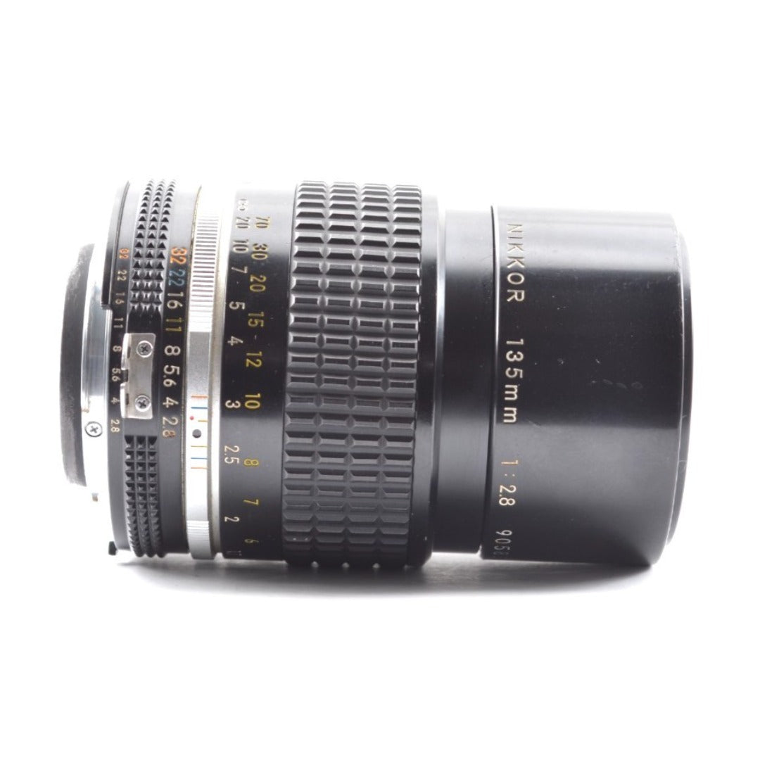 Nikon Nikkor 135mm f/2.8 Ai-S - Filem.sg