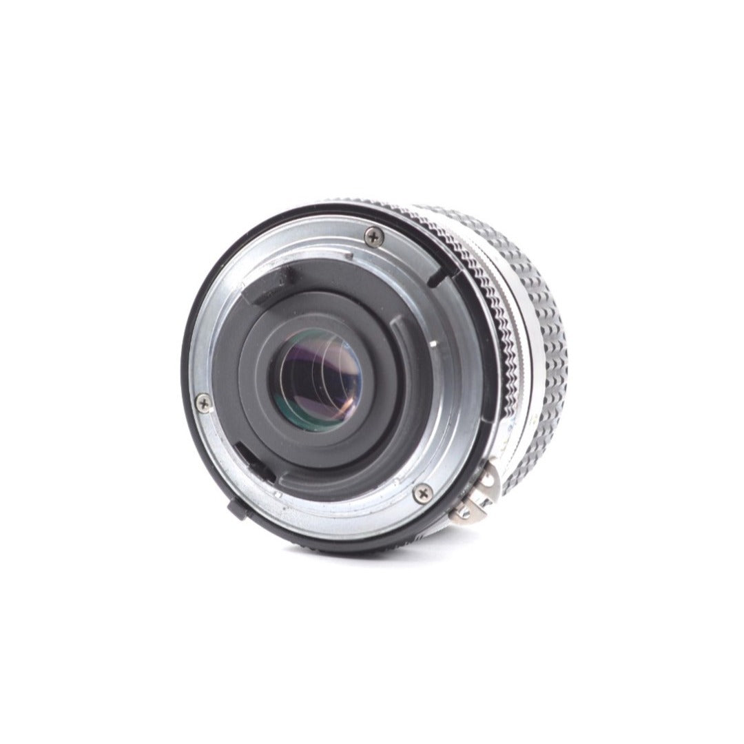 Nikon Nikkor 28mm f/3.5 Ai - Filem.sg