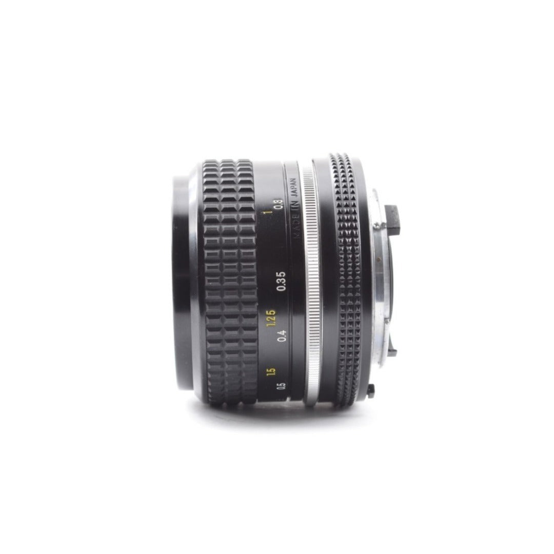 Nikon Nikkor 28mm f/3.5 Ai - Filem.sg