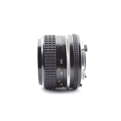 Nikon Nikkor 28mm f/3.5 Ai - Filem.sg