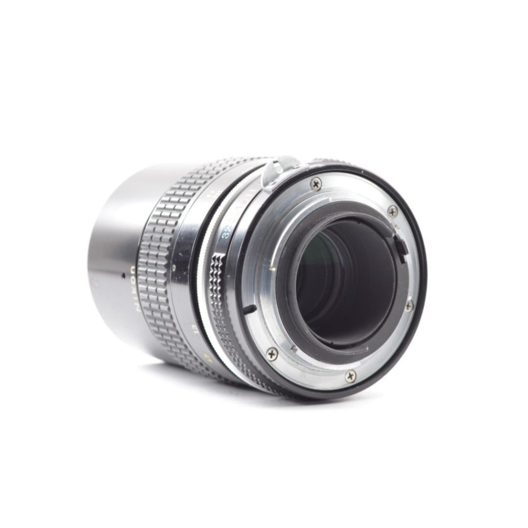 Nikon Nikkor 135mm f/2.8 non-Ai - Filem.sg