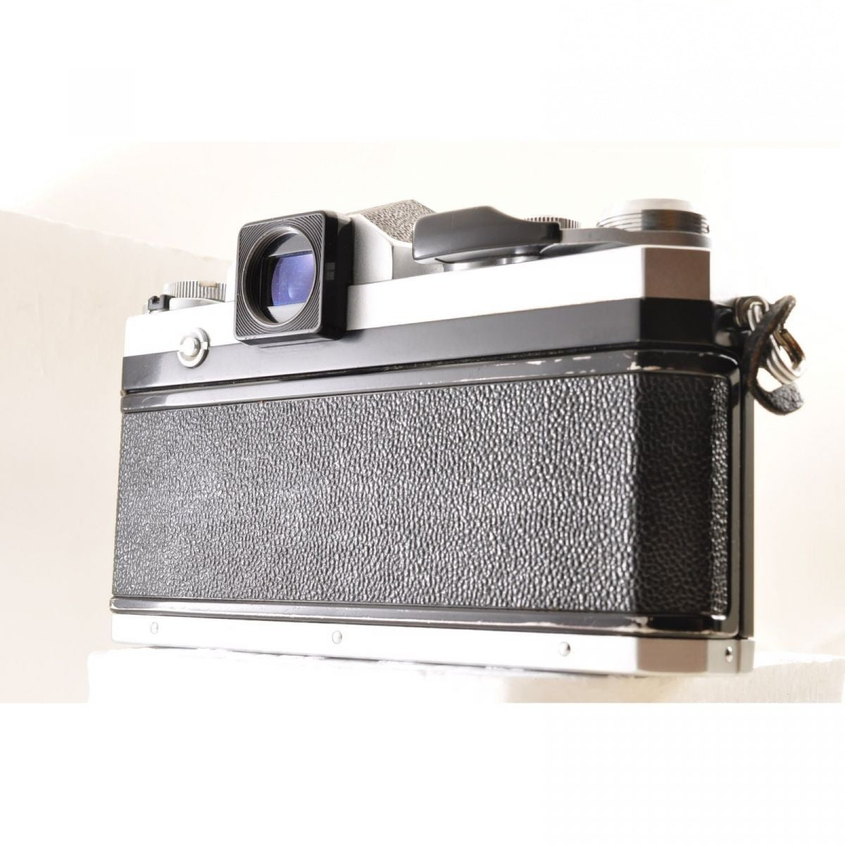 Nikon F Eye-Level (Silver) - Filem.sg