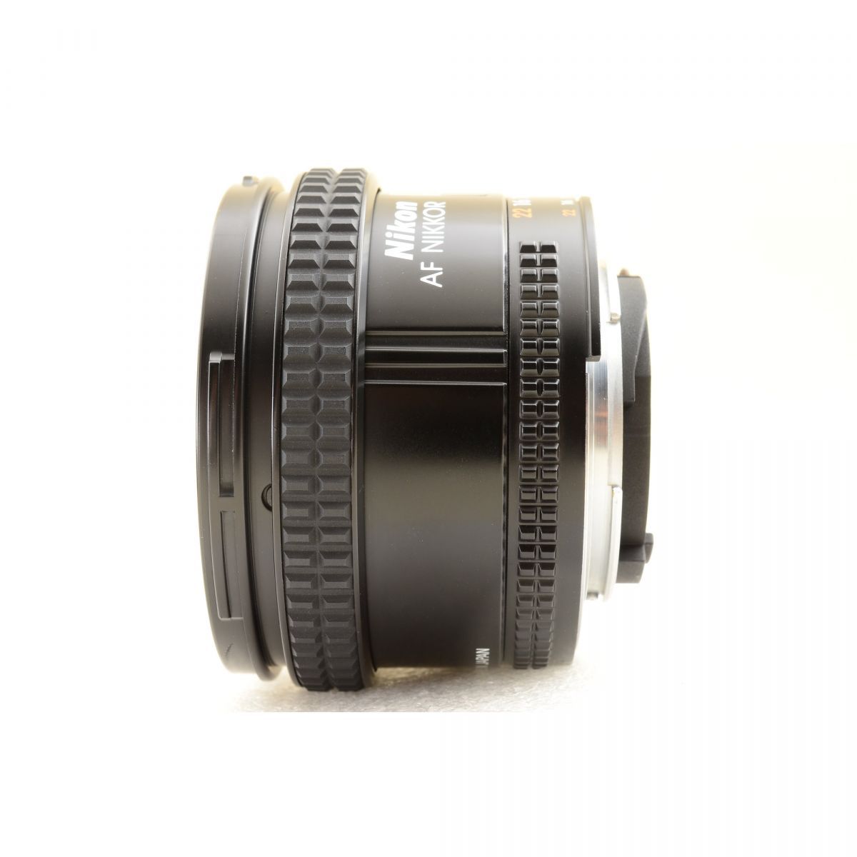Nikon Ai Nikkor 85mm f/2 - Filem.sg