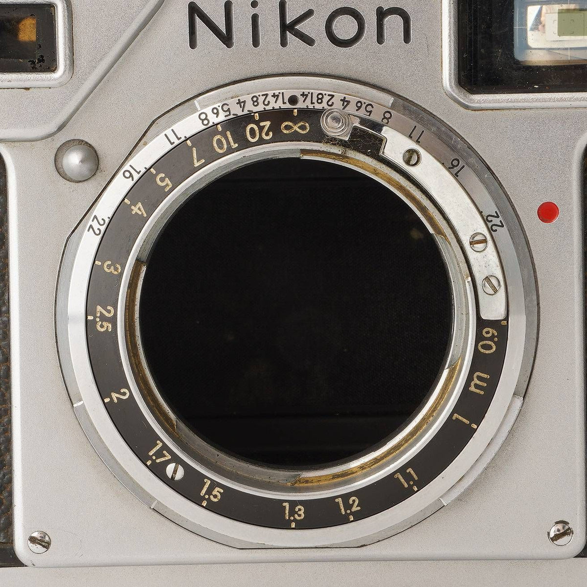 Nikon S4 with Nikkor-H 5cm 50mm f/2 - Filem.sg
