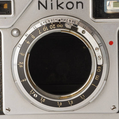 Nikon S4 with Nikkor-H 5cm 50mm f/2 - Filem.sg