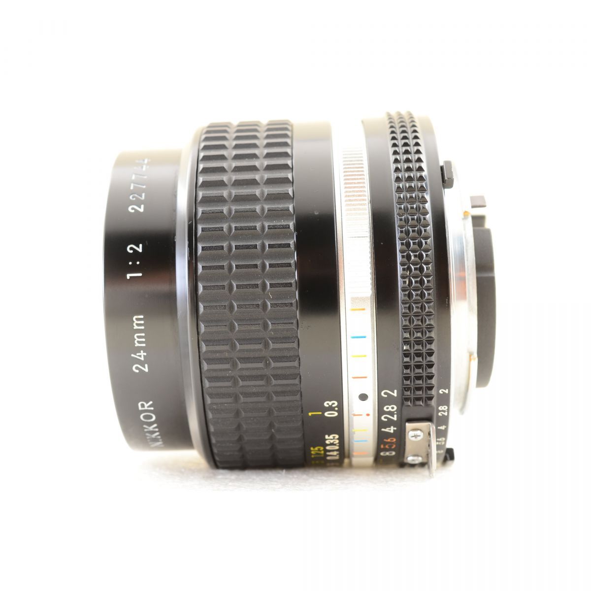Nikon Ai-S Nikkor 24mm f/2 - Filem.sg