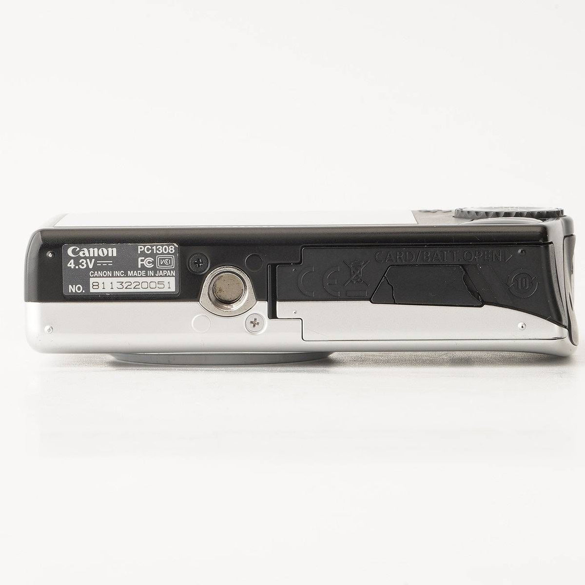 Canon IXY Digital 920 IS (Silver) - Filem.sg