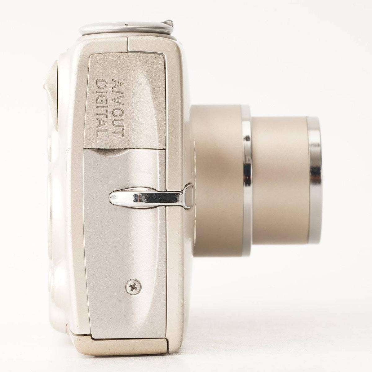 Canon IXY Digital 700 - Filem.sg