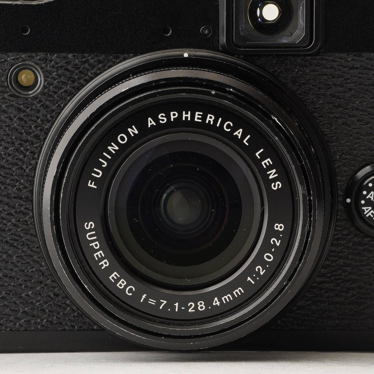 Fujifilm X10 - Filem.sg
