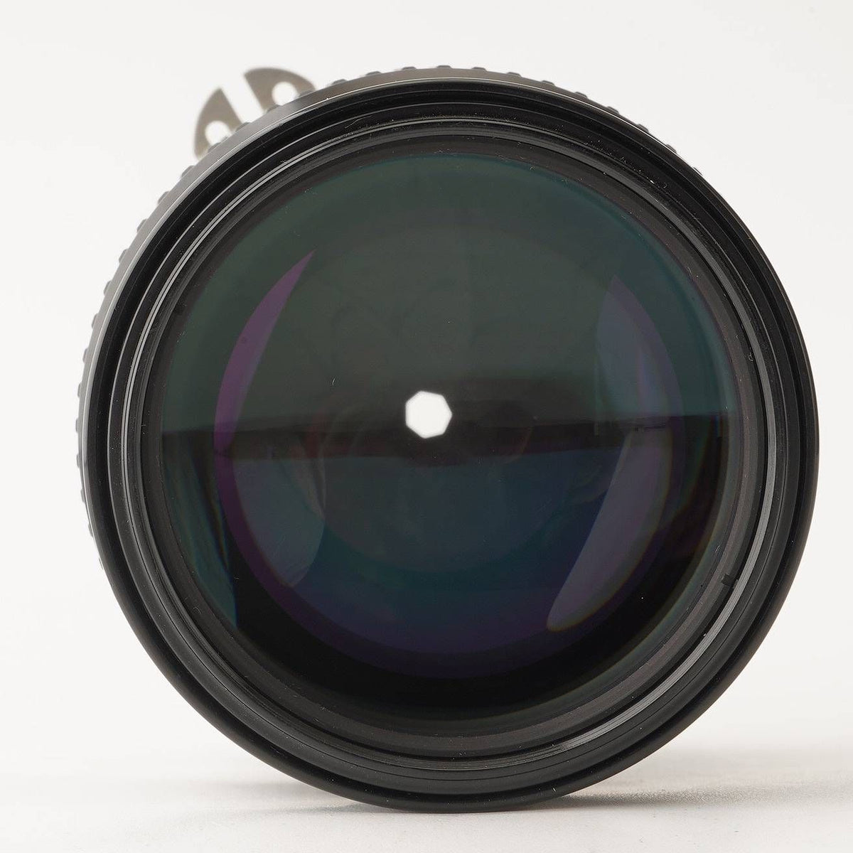 Nikon Ai-S Nikkor 135mm f/2.8 - Filem.sg