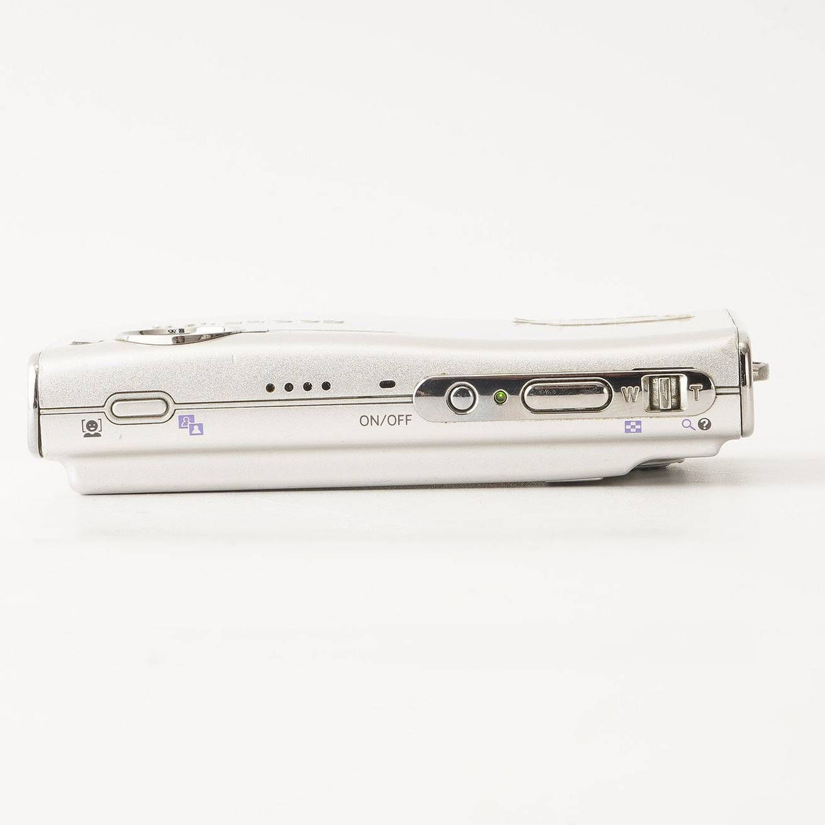 Nikon Coolpix S8 (Silver) - Filem.sg