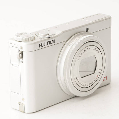 Fujifilm XQ1 (Silver) - Filem.sg