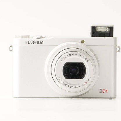 Fujifilm XQ1 (Silver) - Filem.sg