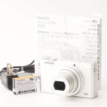 Fujifilm XQ1 (Silver) - Filem.sg