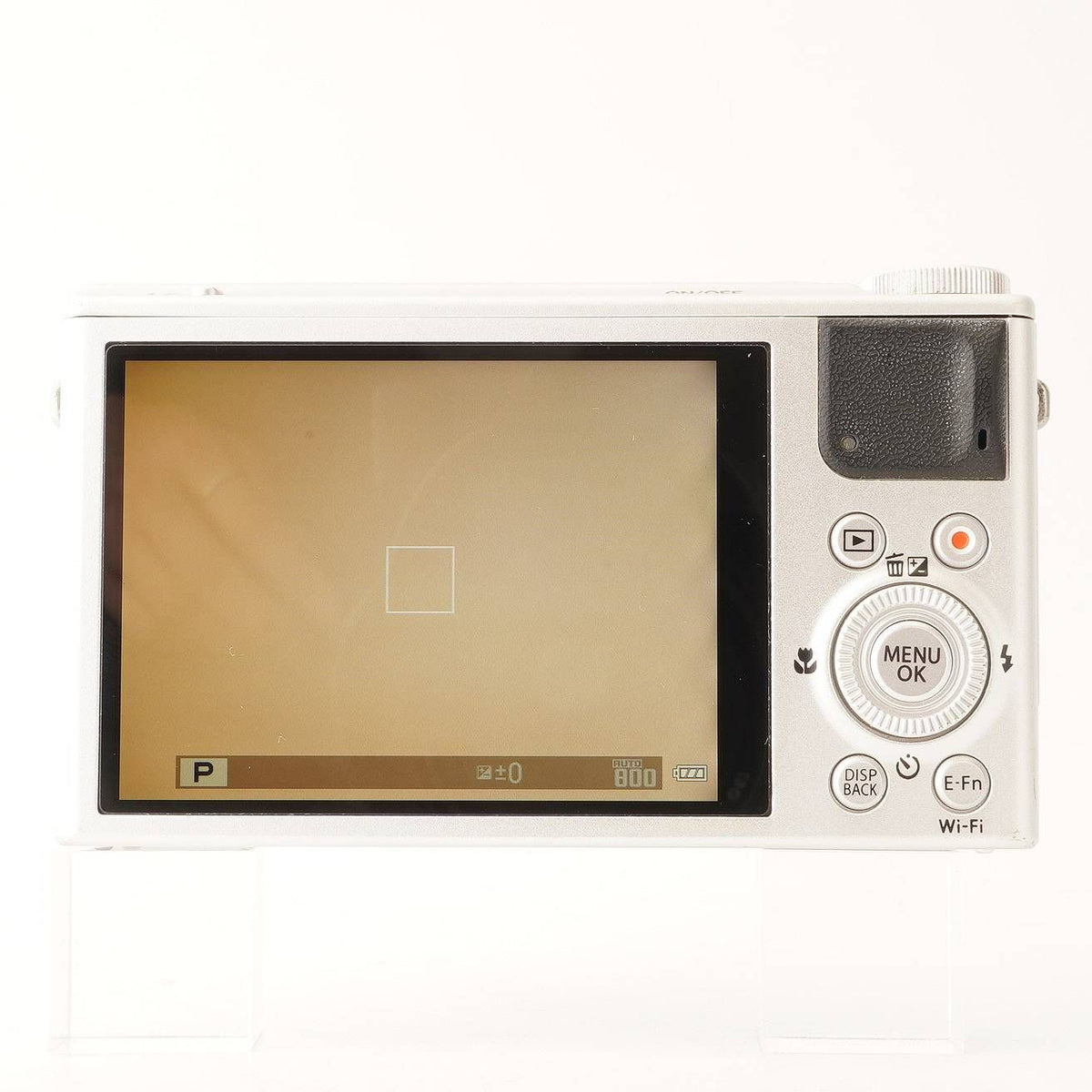 Fujifilm XQ1 (Silver) - Filem.sg