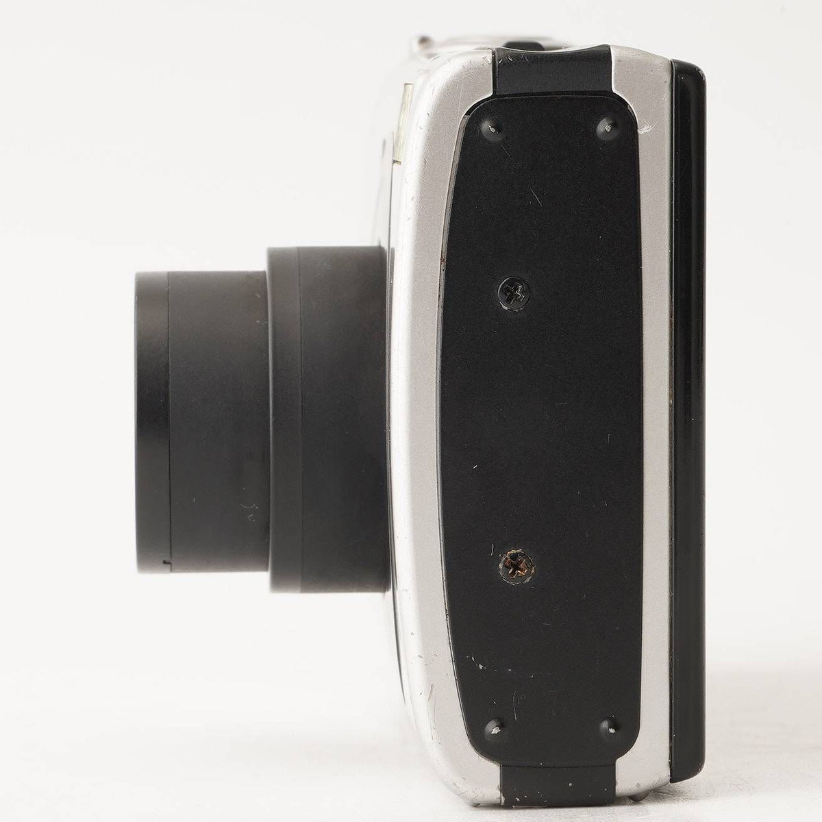 Canon IXY Digital 910 IS (Silver) - Filem.sg