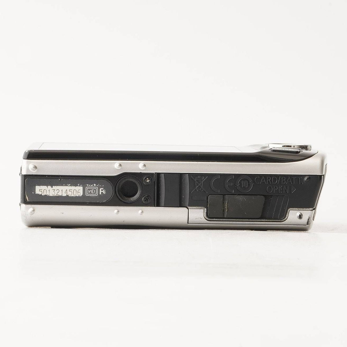 Canon IXY Digital 910 IS (Silver) - Filem.sg