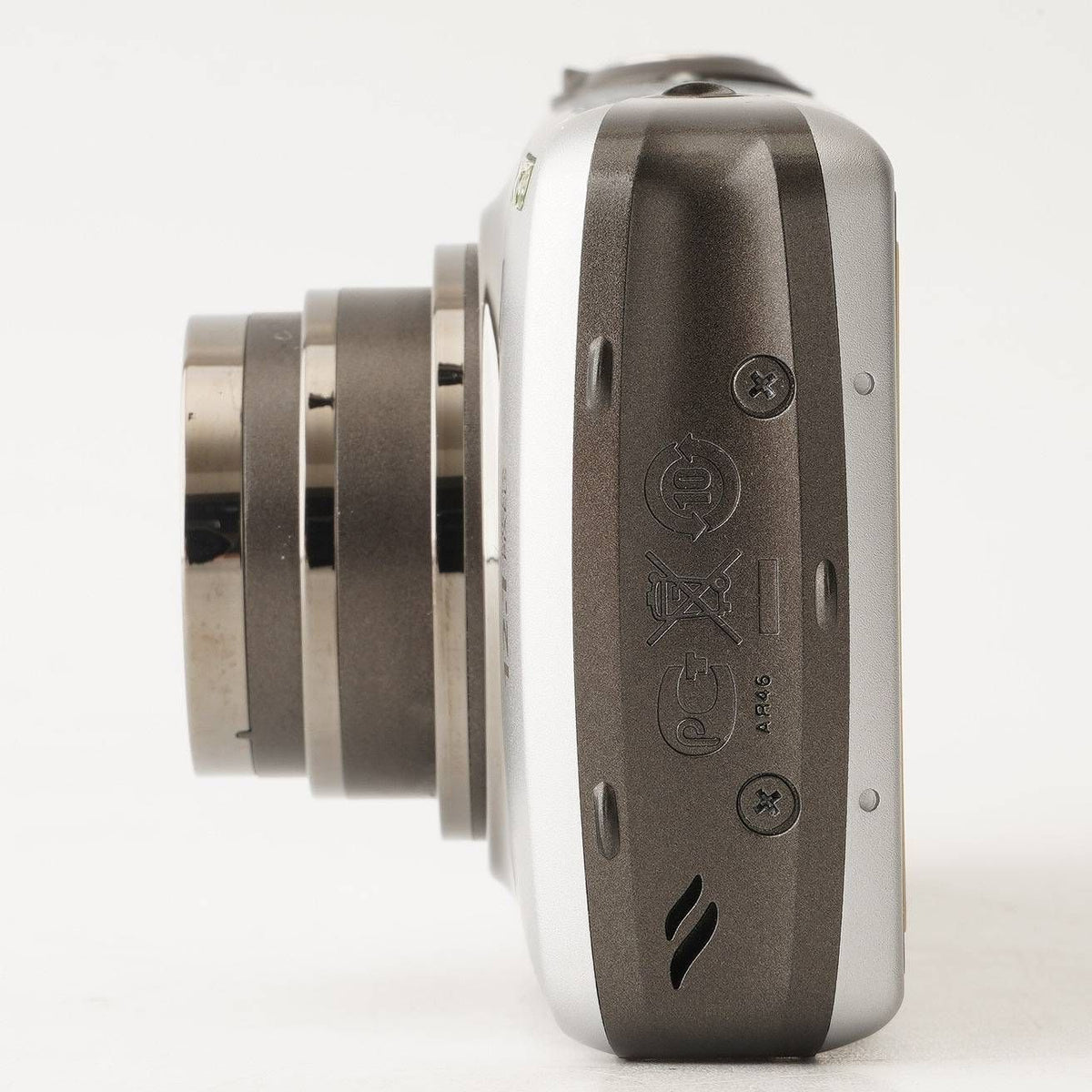 Canon IXY Digital 930 IS (Silver) - Filem.sg