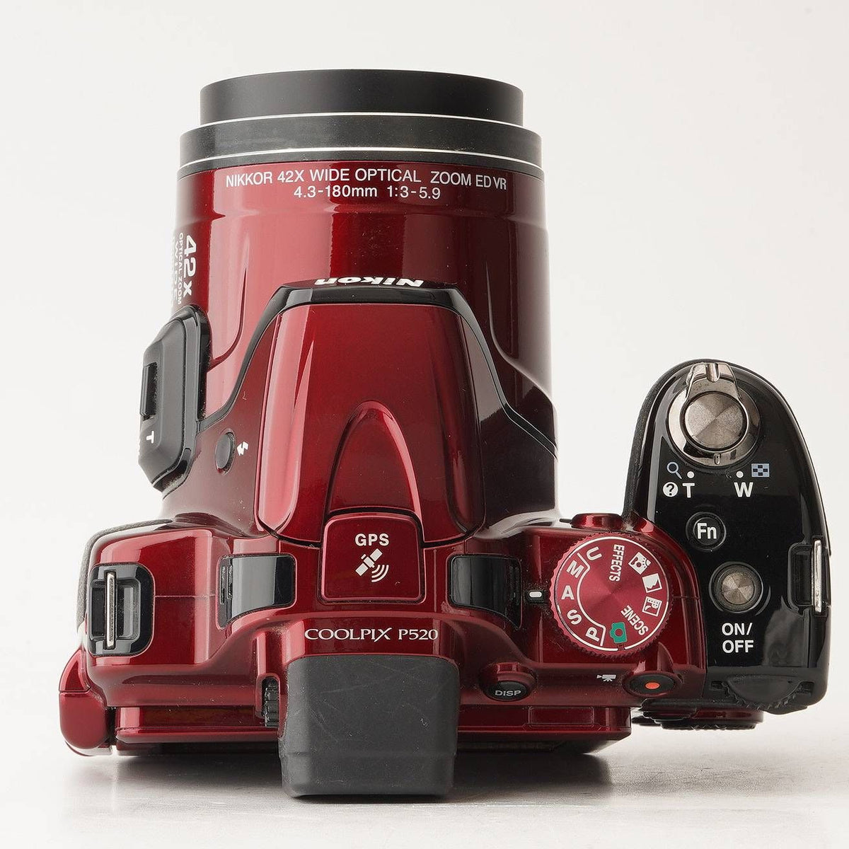 Nikon Coolpix P520 (Red) - Filem.sg