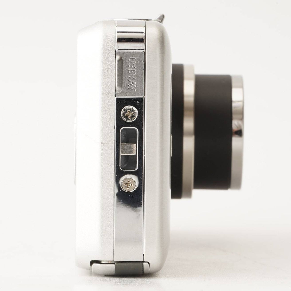 Casio Exilim EX-Z800 (Silver) - Filem.sg