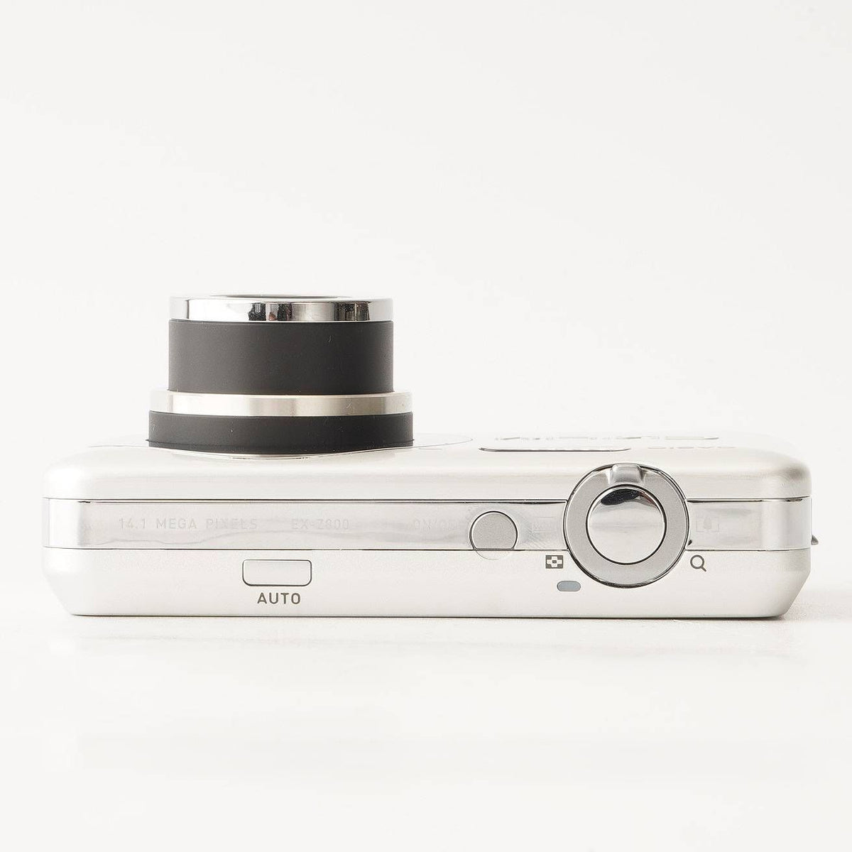 Casio Exilim EX-Z800 (Silver) - Filem.sg