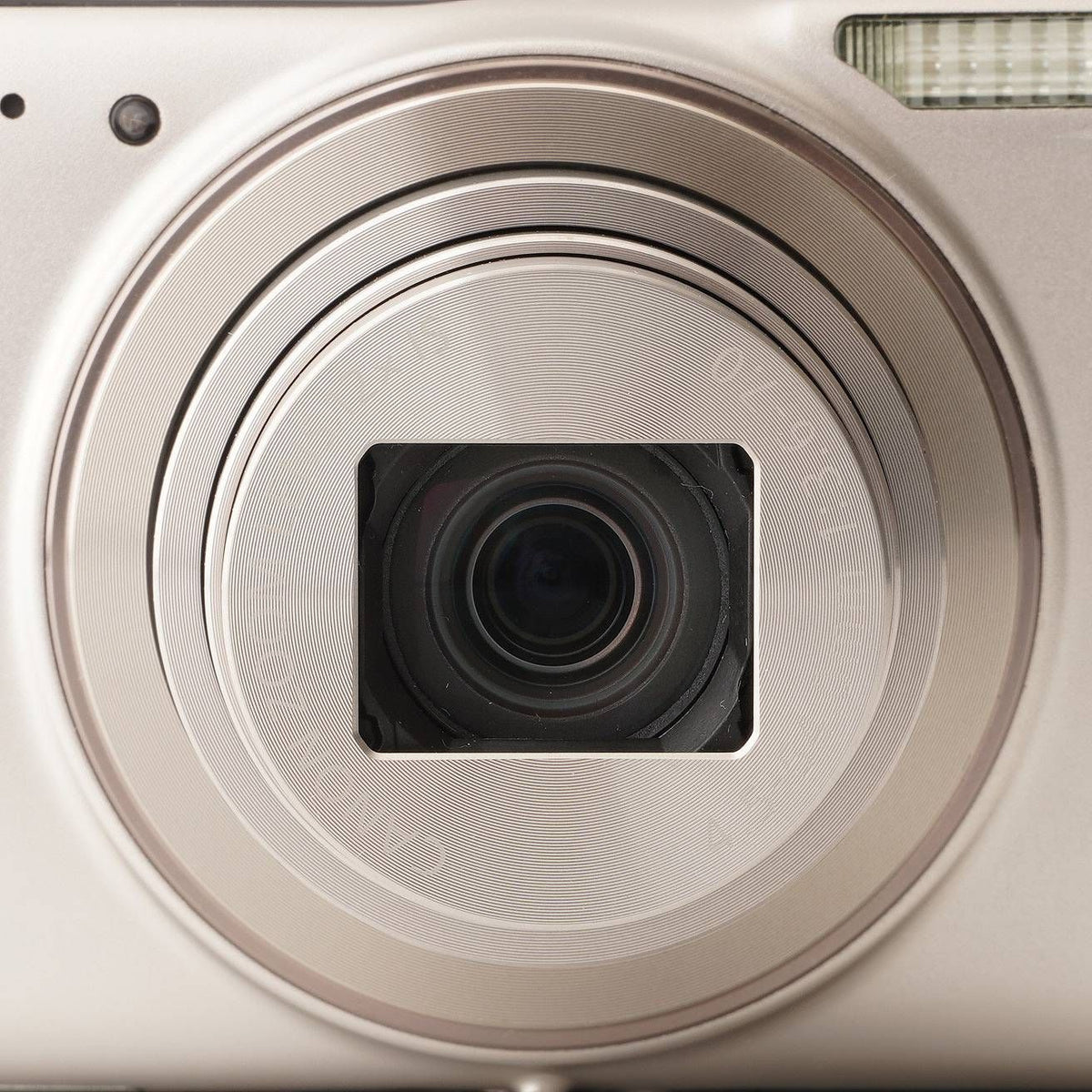 Canon IXY 650 (Silver) - Filem.sg