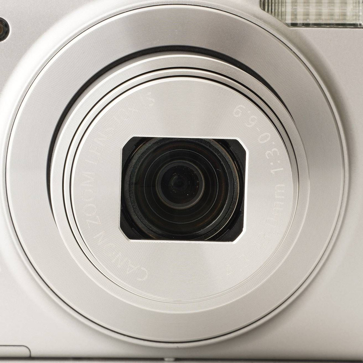 Canon IXY 210 (Silver) - Filem.sg