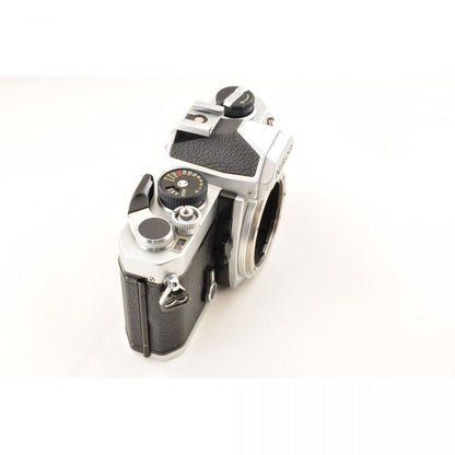 Nikon FM with Ai Nikkor 24mm f/2.8 (Silver) - Filem.sg