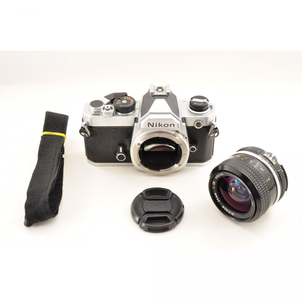 Nikon FM with Ai Nikkor 24mm f/2.8 (Silver) - Filem.sg