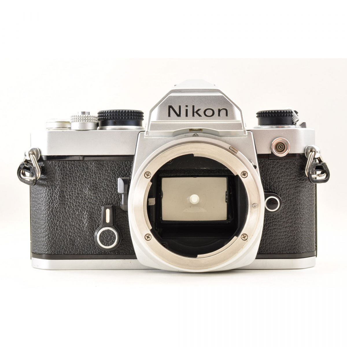 Nikon FM with Ai Nikkor 24mm f/2.8 (Silver) - Filem.sg