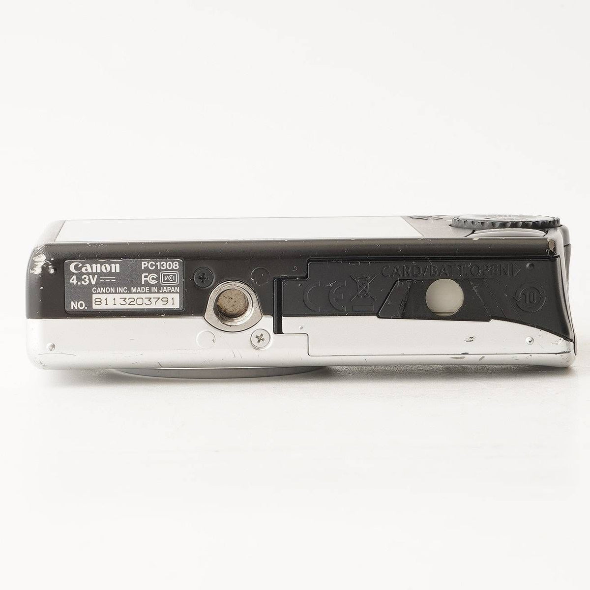 Canon IXY Digital 920 IS (Silver) - Filem.sg