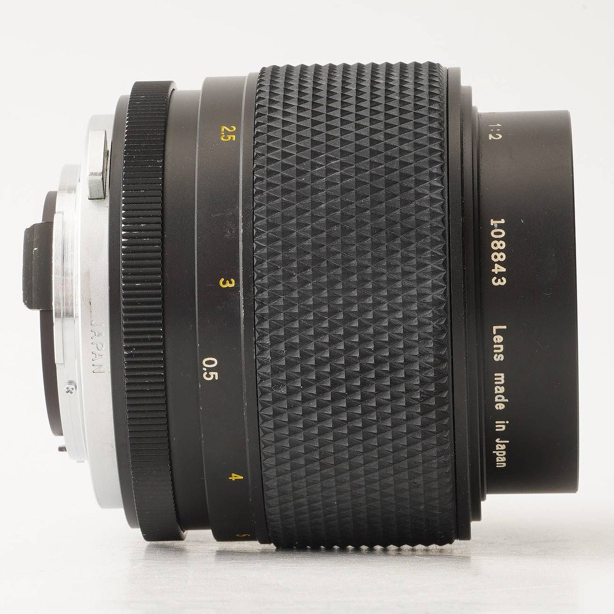 Olympus OM-System Zuiko Auto-Macro 90mm f/2 - Filem.sg