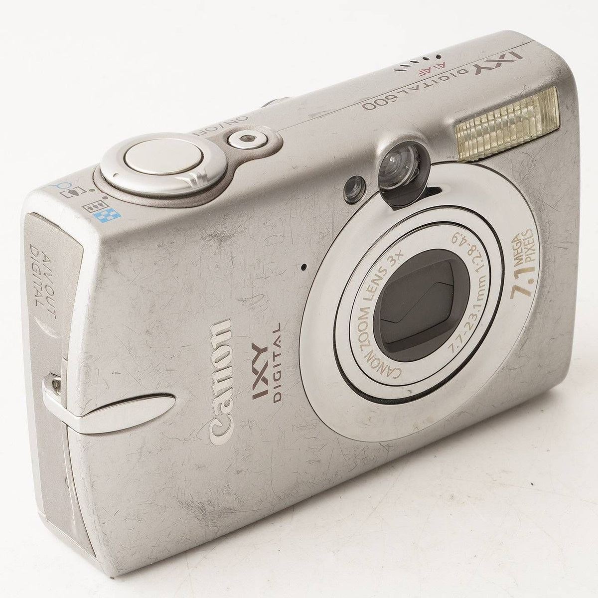 Canon IXY Digital 600 - Filem.sg
