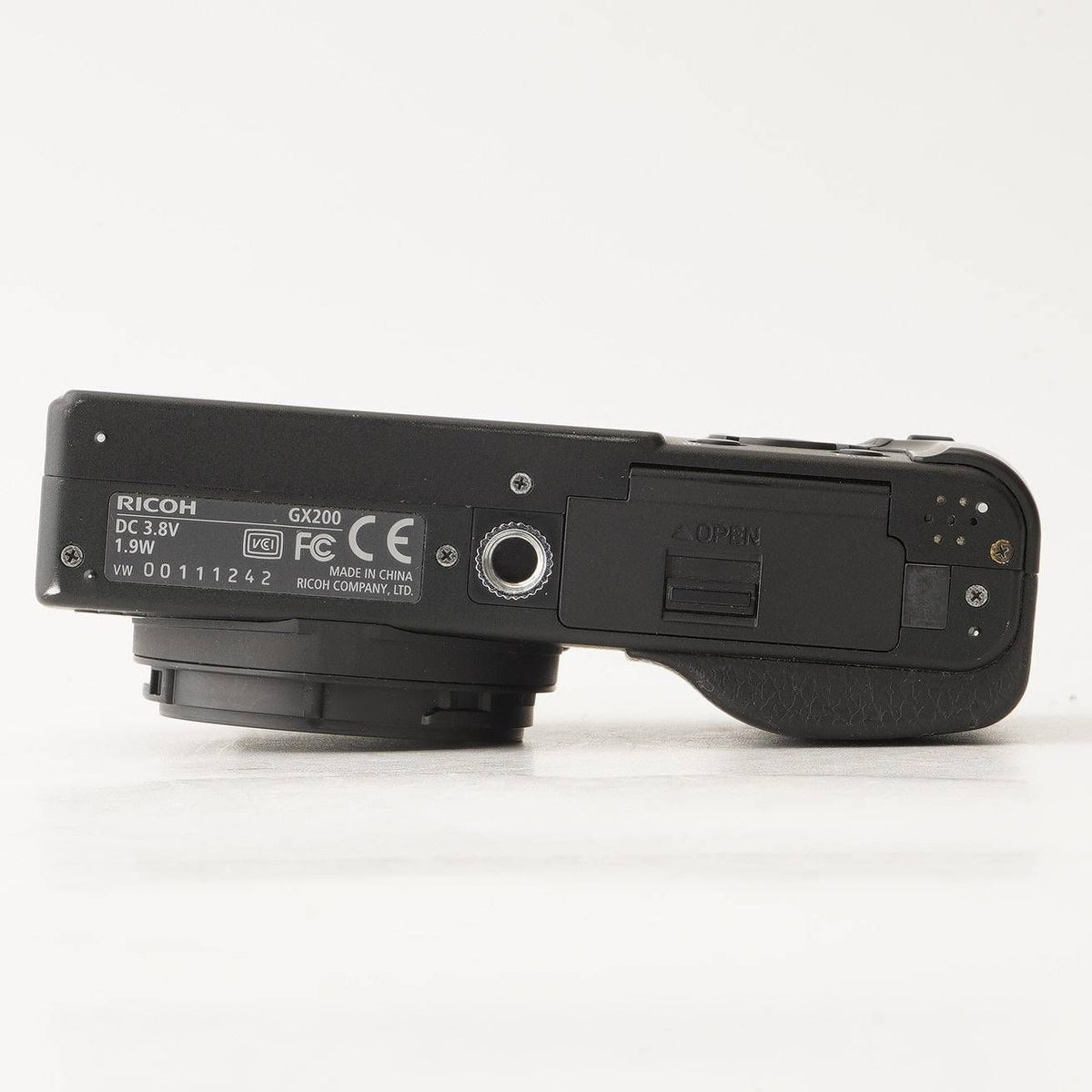 Ricoh GX200 (Black) - Filem.sg