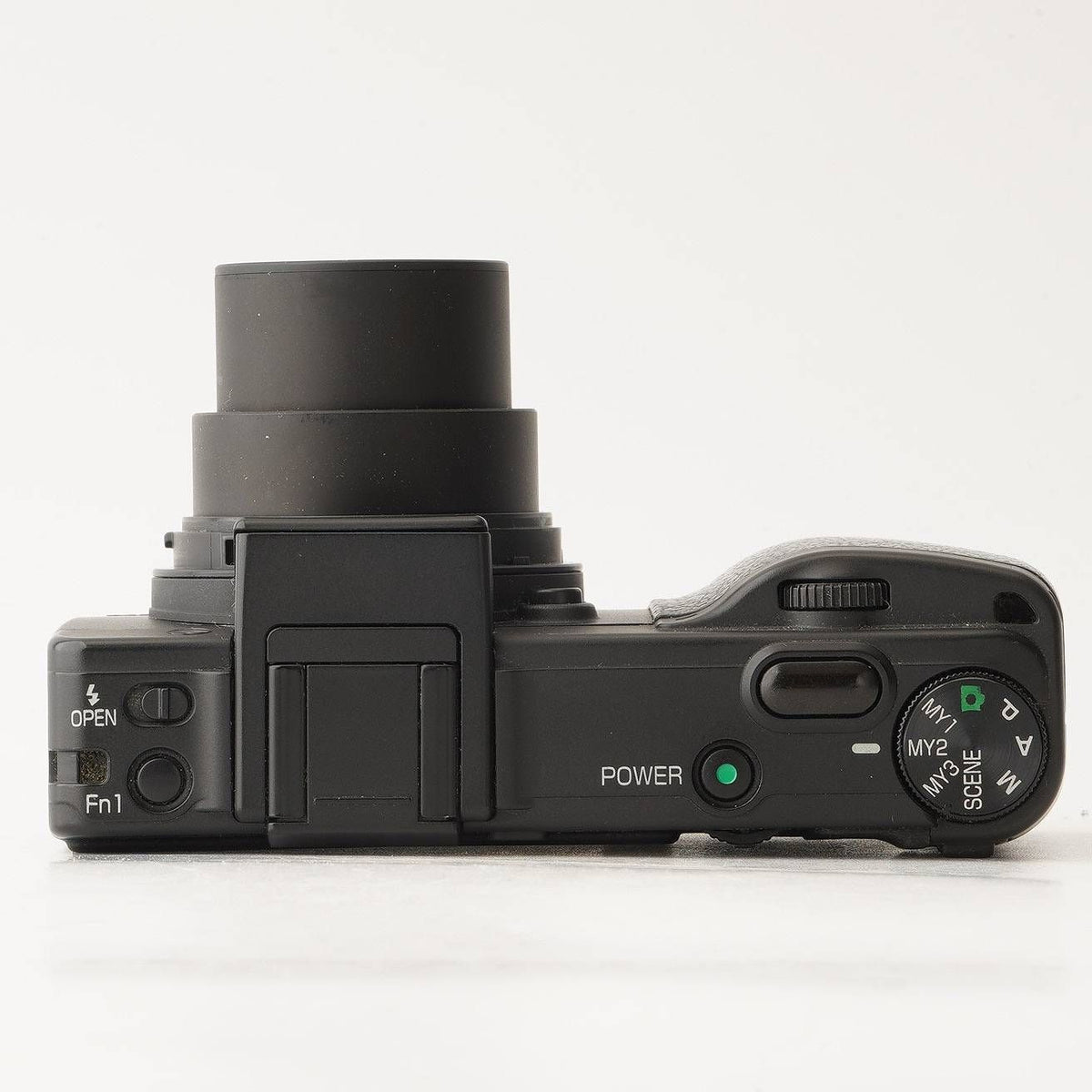 Ricoh GX200 (Black) - Filem.sg