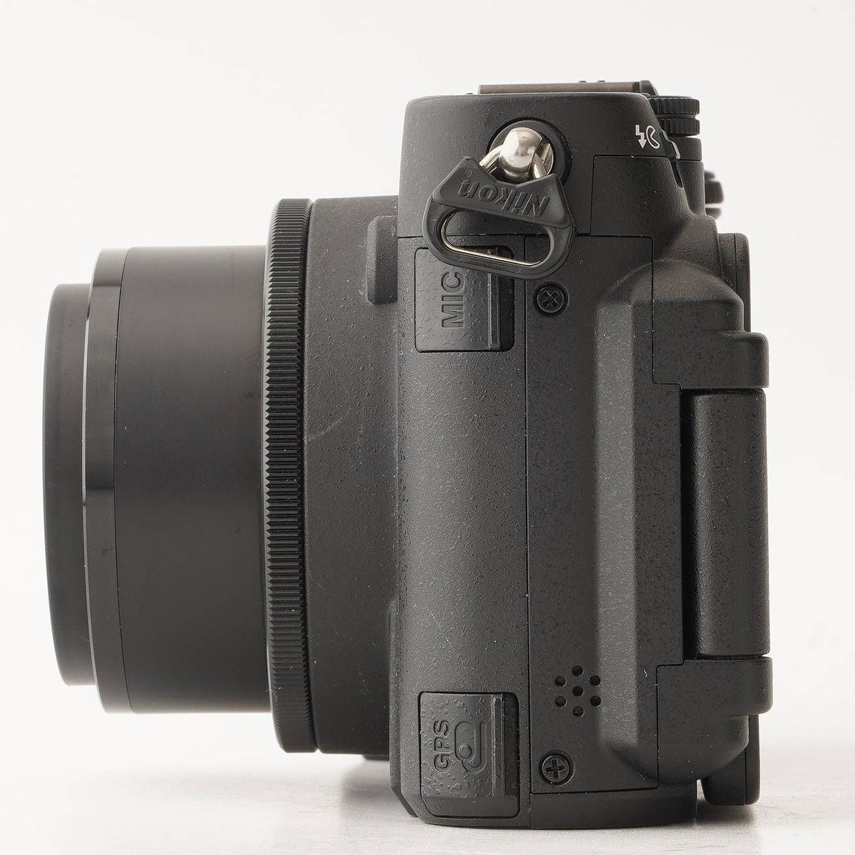 Nikon Coolpix P7700 (Black) - Filem.sg