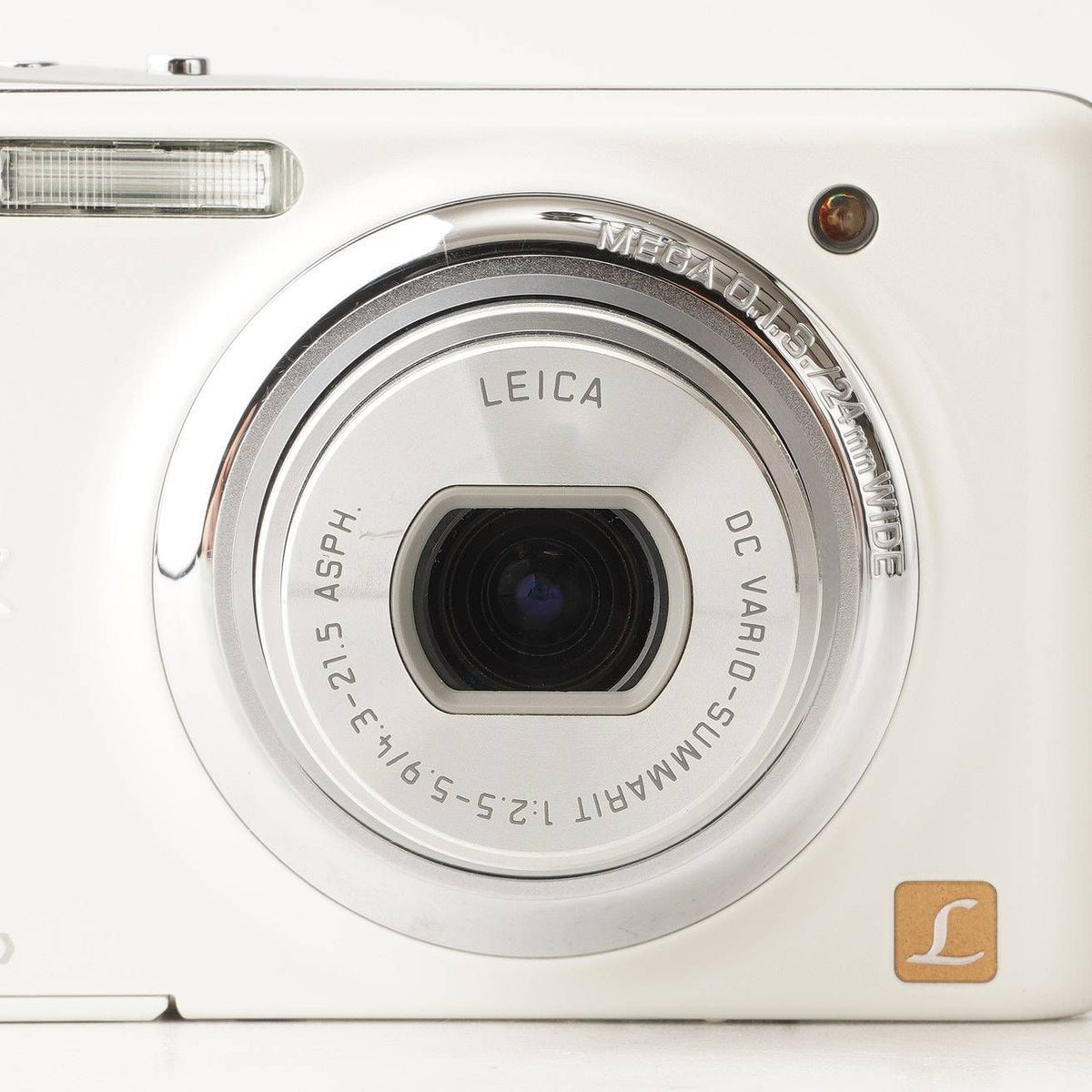 Panasonic Lumix DMC-FX77 (White) - Filem.sg