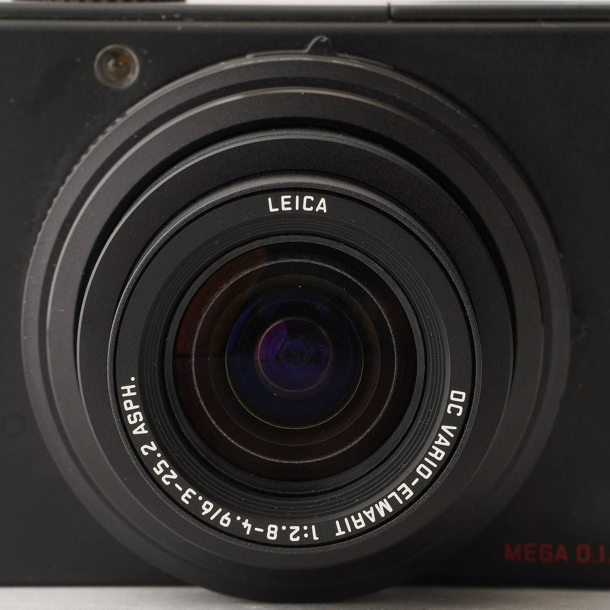 Leica D-LUX3 (Black) - Filem.sg