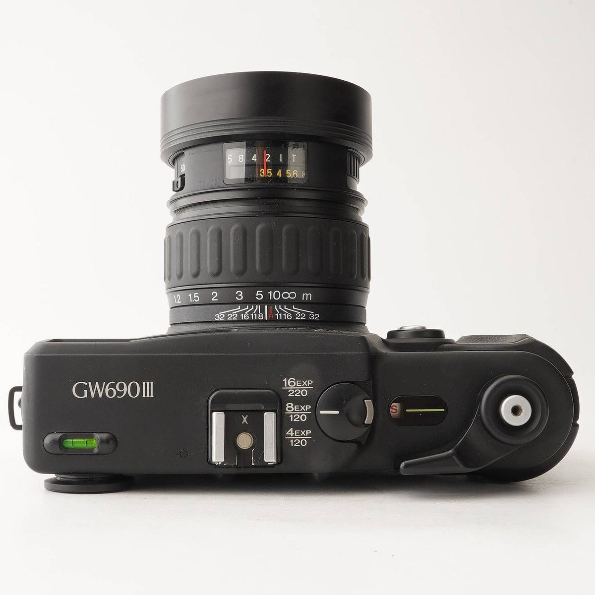 Fujifilm GW690 III Professional - Filem.sg
