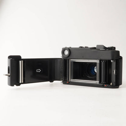 Fujifilm GW690 III Professional - Filem.sg
