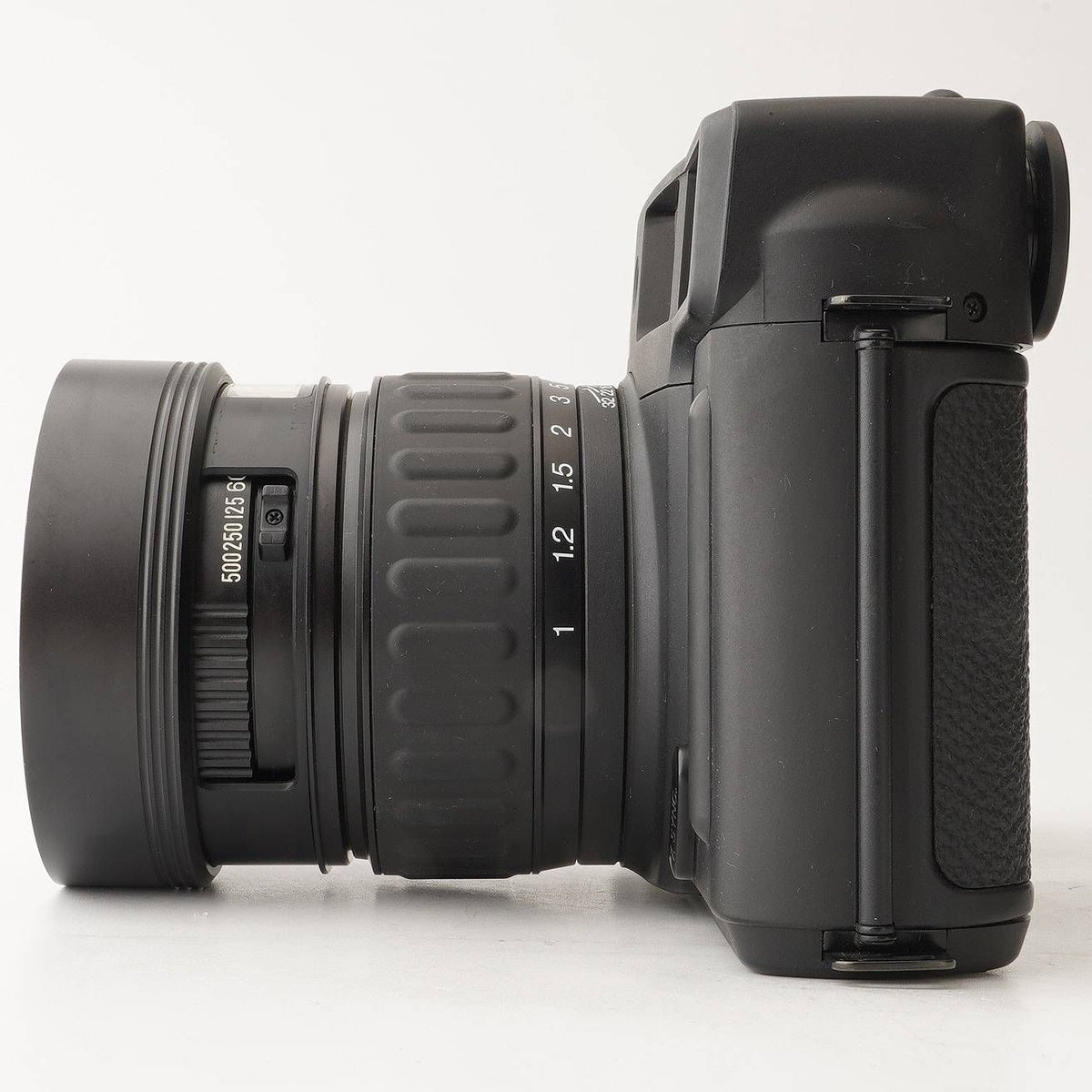 Fujifilm GW690 III Professional - Filem.sg