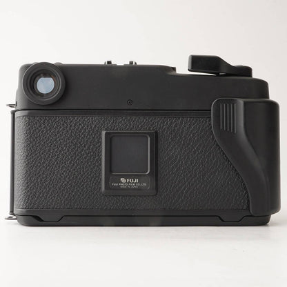 Fujifilm GW690 III Professional - Filem.sg