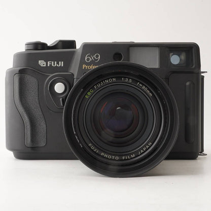 Fujifilm GW690 III Professional - Filem.sg