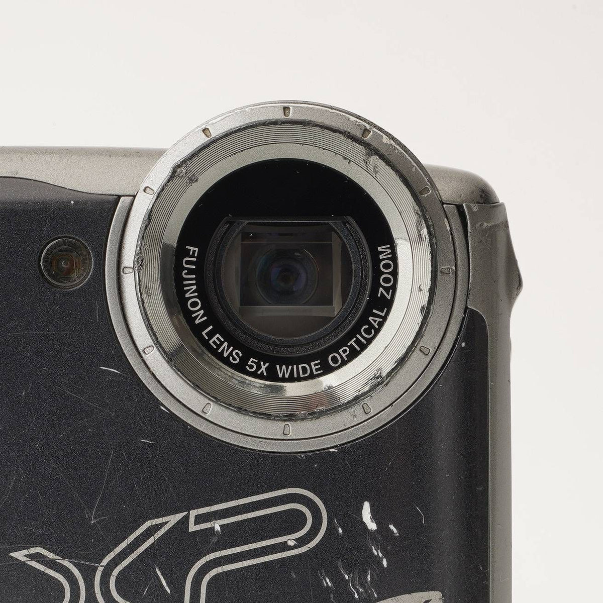 Fujifilm FinePix XP140 (Silver) - Filem.sg