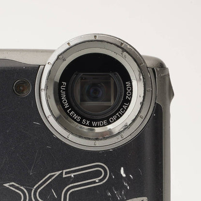 Fujifilm FinePix XP140 (Silver) - Filem.sg
