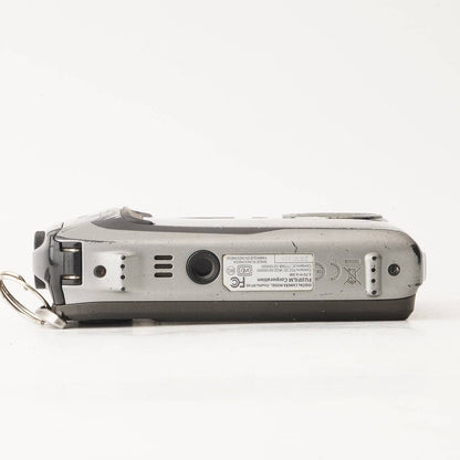Fujifilm FinePix XP140 (Silver) - Filem.sg